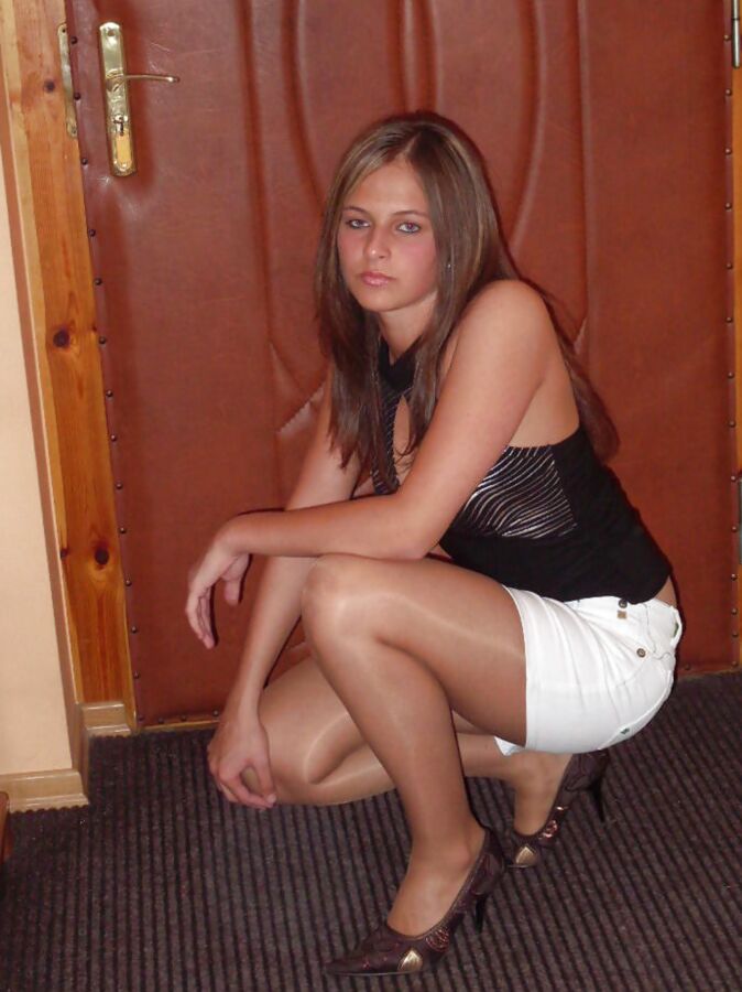 NylonGirls