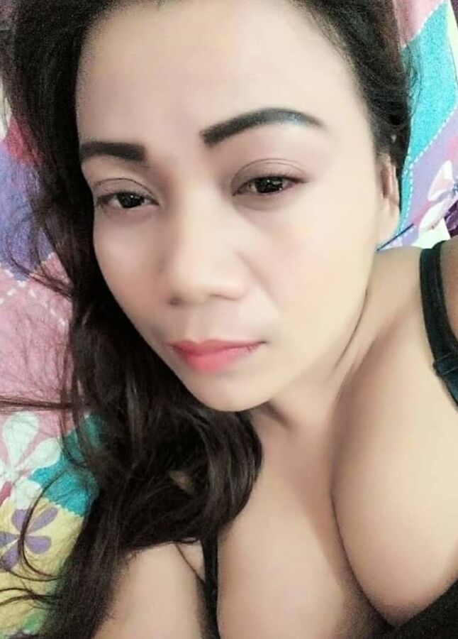 Janda, Tetek besar, Rumah