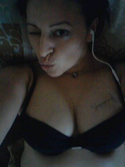 Turkish burnette babe Ayse