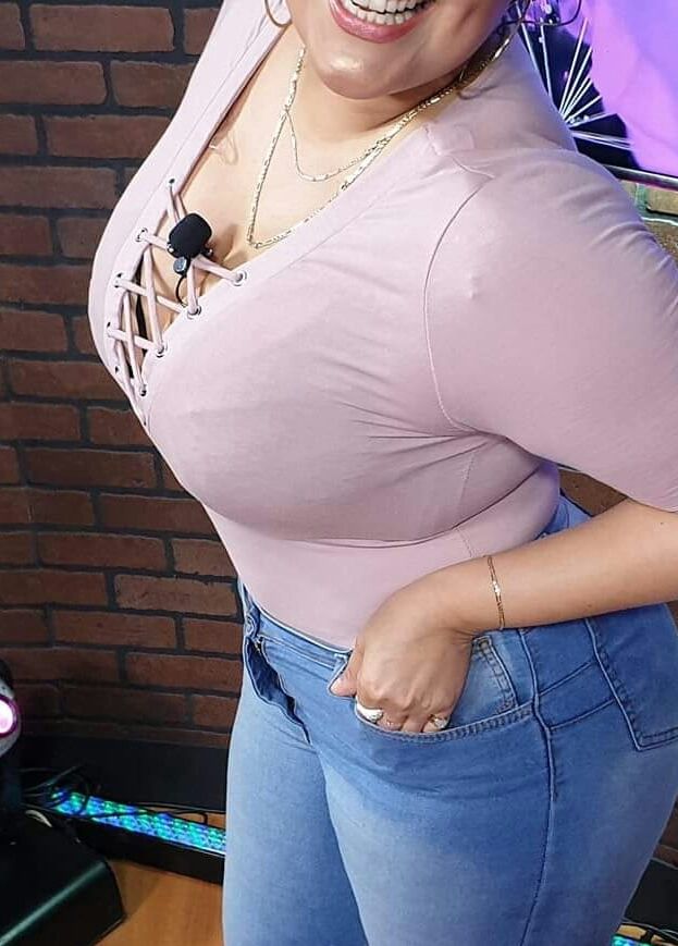 CULONA CHICHONA GORDIBUENOTA