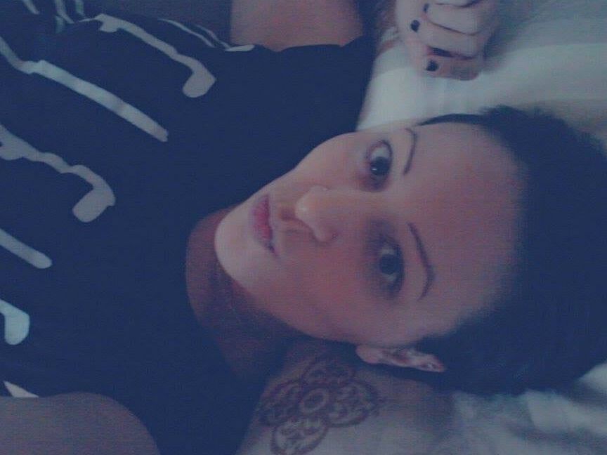 Turkish burnette babe Ayse