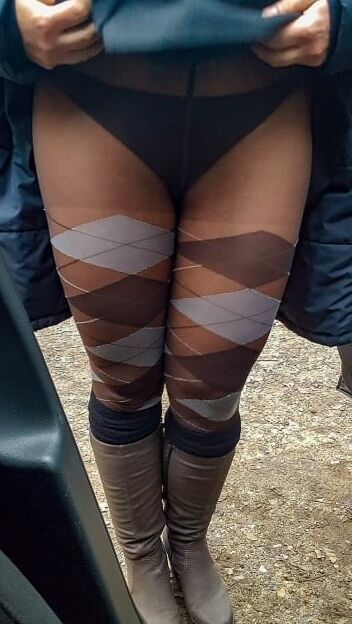 NylonGirls