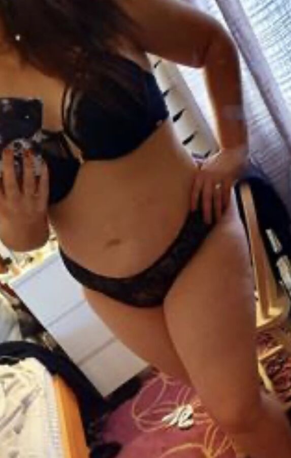 Curvy MILF