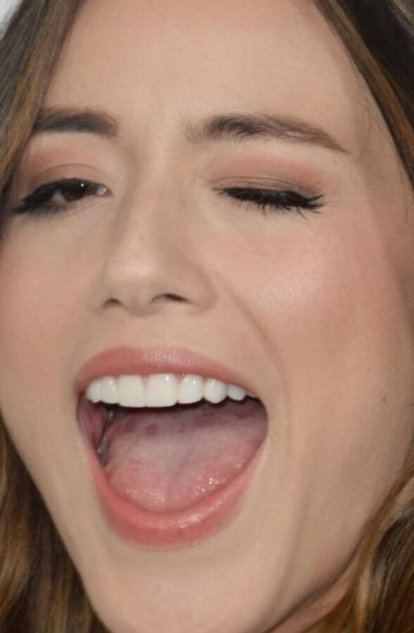 CHLOE BENNET