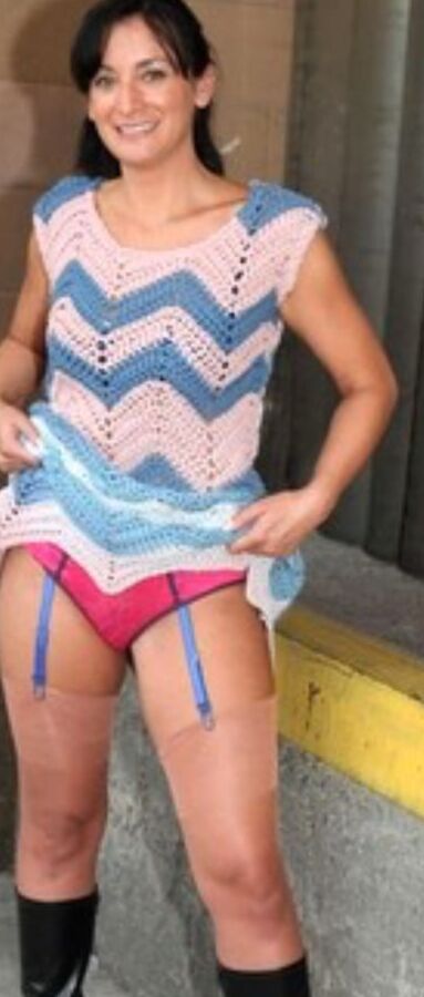 Aunty Kathy has a lovely big bum