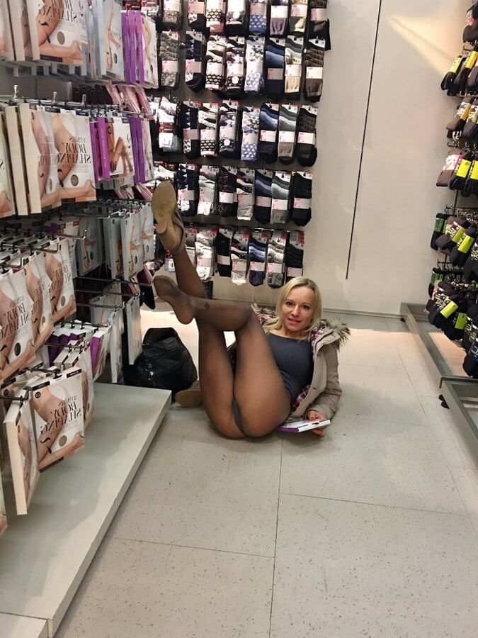 PANTYHOSE AMATEURS