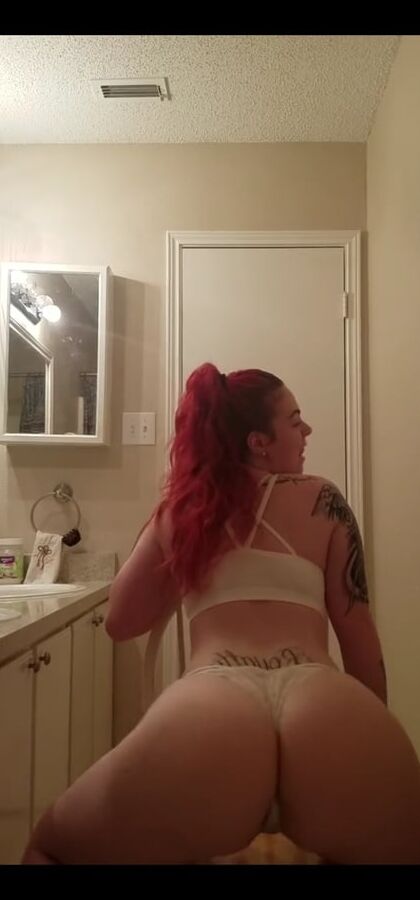 Uk pawg chav twerking