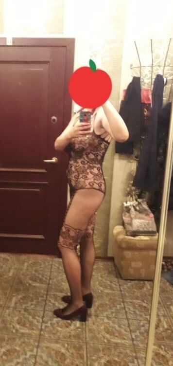 Russian wife likes to be exposed
