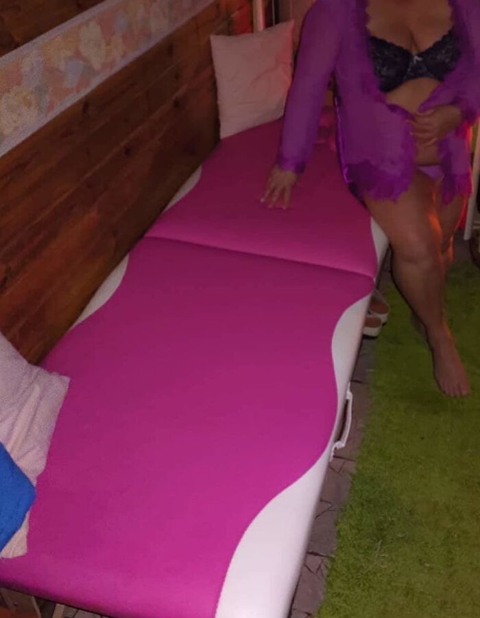 Sexy bbw masseur