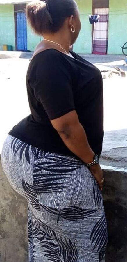 Short chunky mega booty huge hip musilim bbw pear Fari