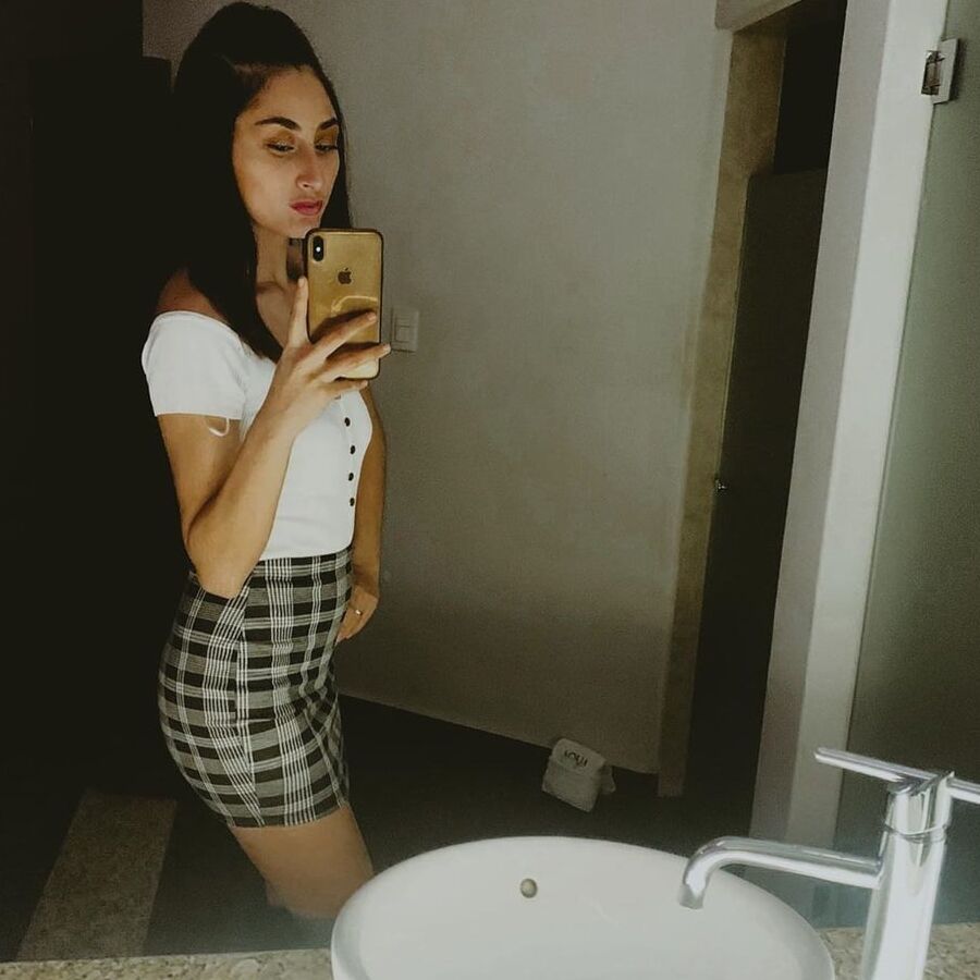 Sabrina puta para insultar y denigrar