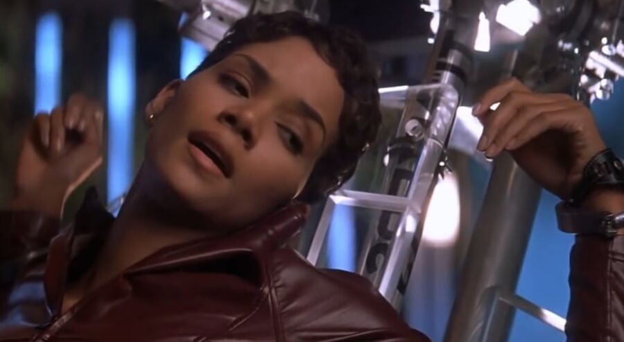 Halle Berry Fit As Fuck Hot Look