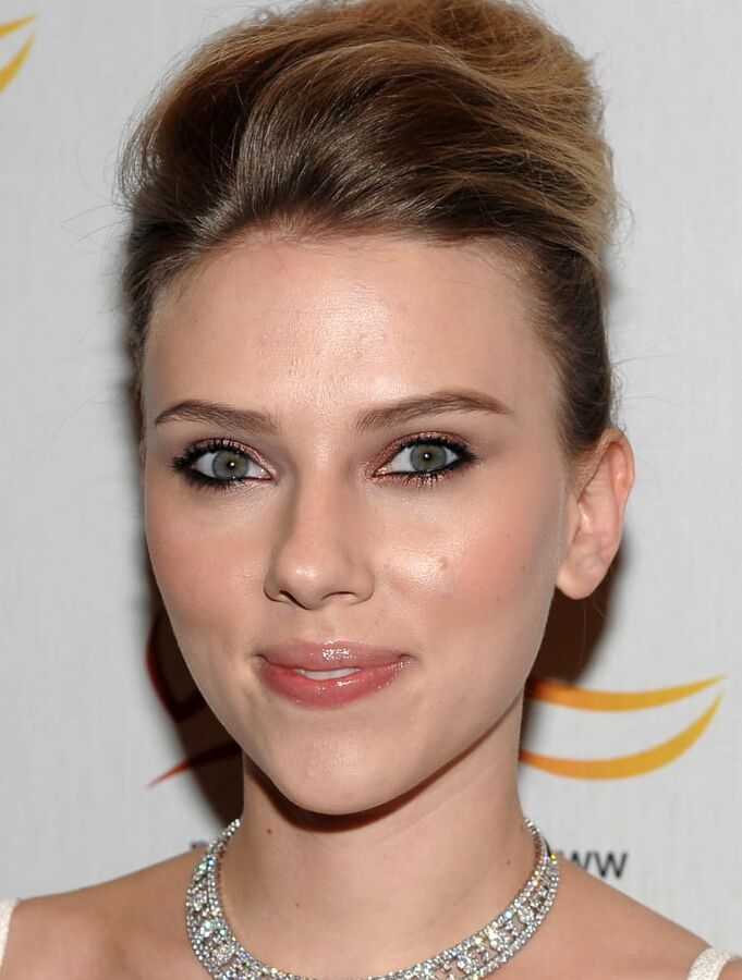 Sexy Scarlett -