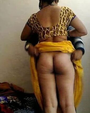 desi moms, aunties and milfs