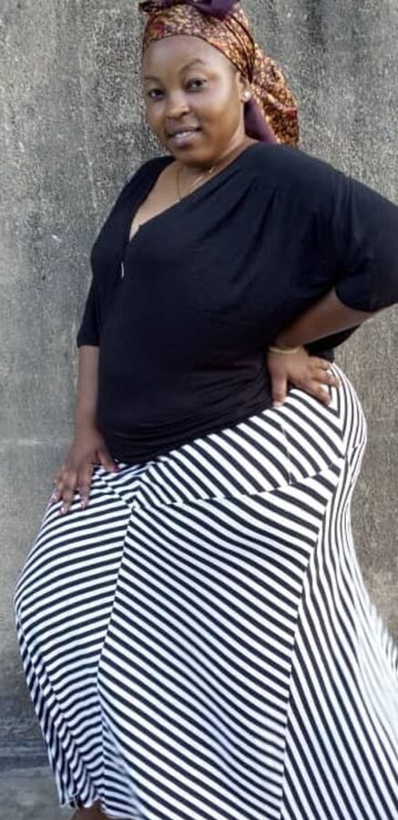 Short chunky mega booty huge hip musilim bbw pear Fari