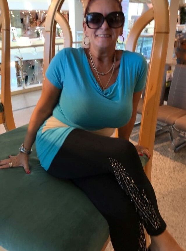 Dauergeile Nachbarin
