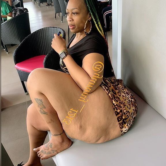 EBONY MATURE BIG HIP AND BOOTY