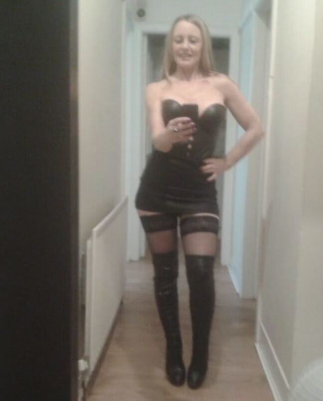 Milf Kiki