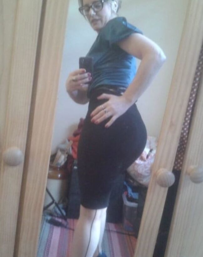 Milf Kiki