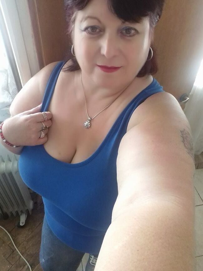 Deniza mit den Superkurven