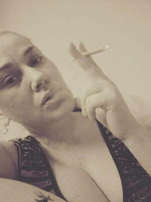 Fat mum still needs your love to