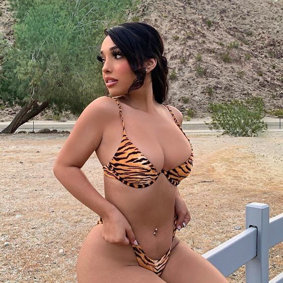 Kiara Marie - Amazing Babe