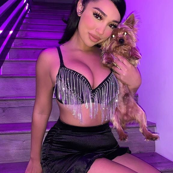Kiara Marie - Amazing Babe