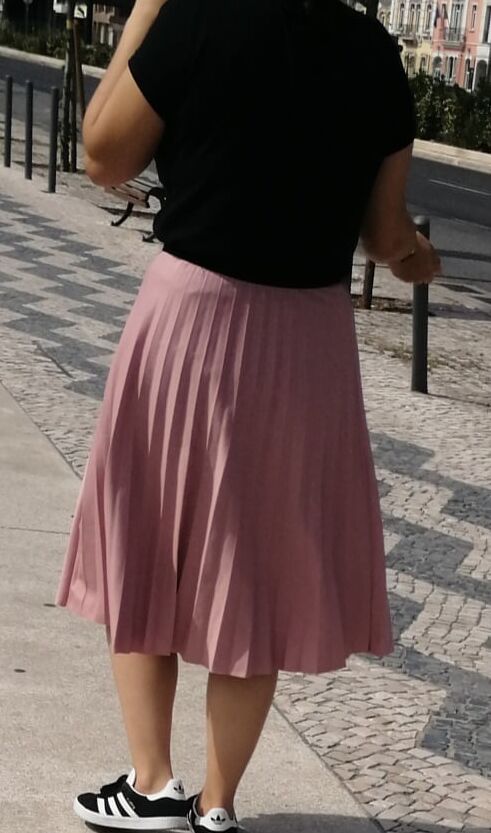 Candids--Portugal - comment and rate