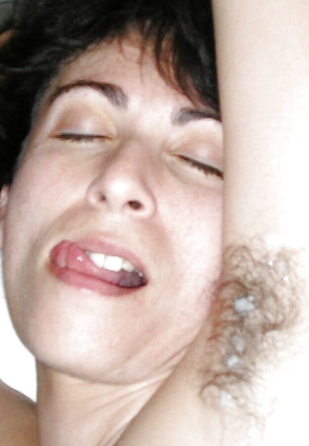 Cum on my fucking hairy armpit!!!