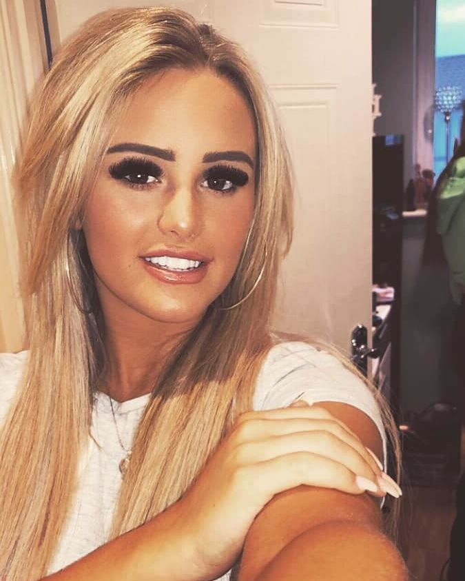 Stupid Chav Sluts- Leah G