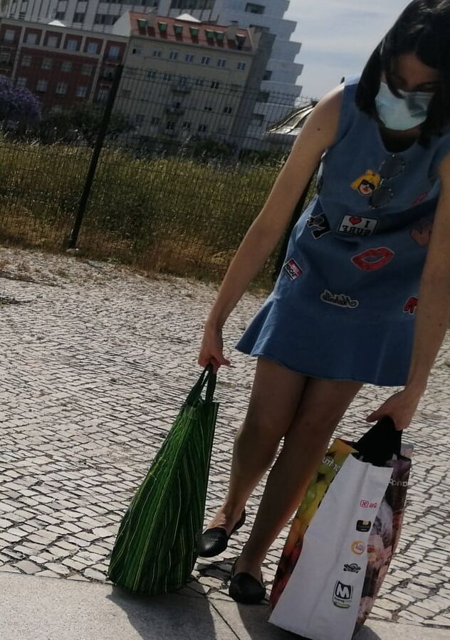 Candids--Portugal - comment and rate
