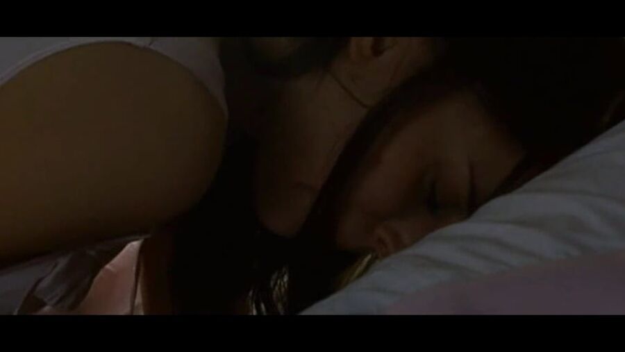 Natalie Portman milf
