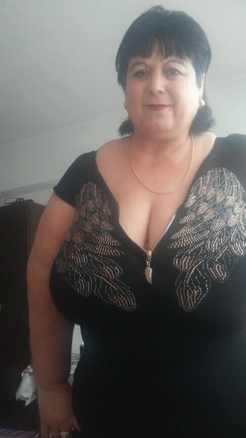 Deniza mit den Superkurven