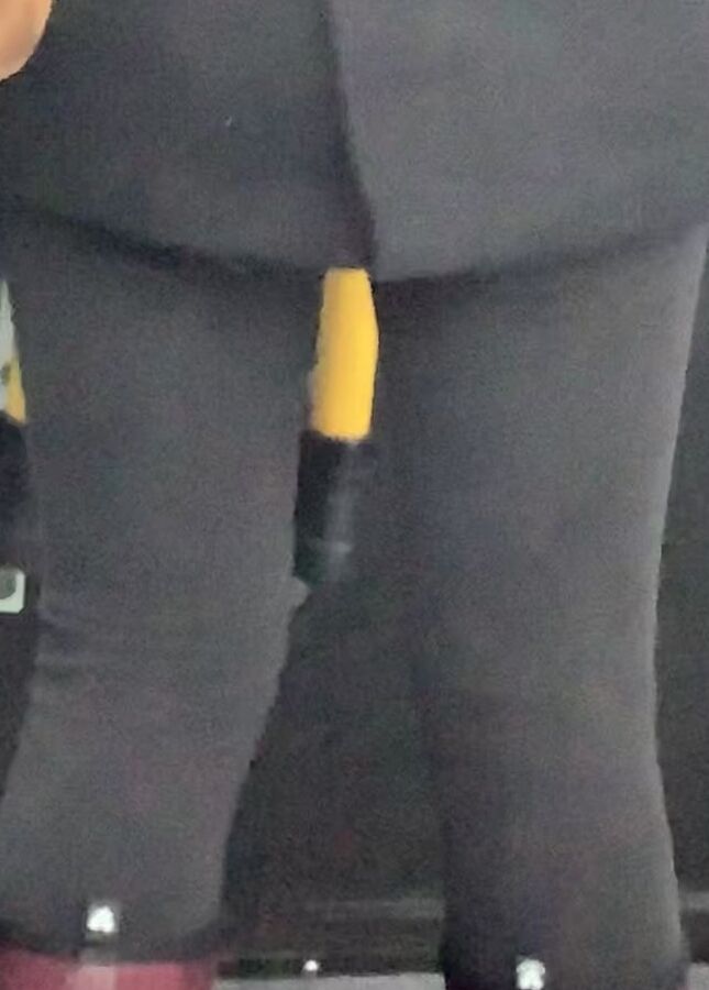Tight spandex &amp; yoga pants