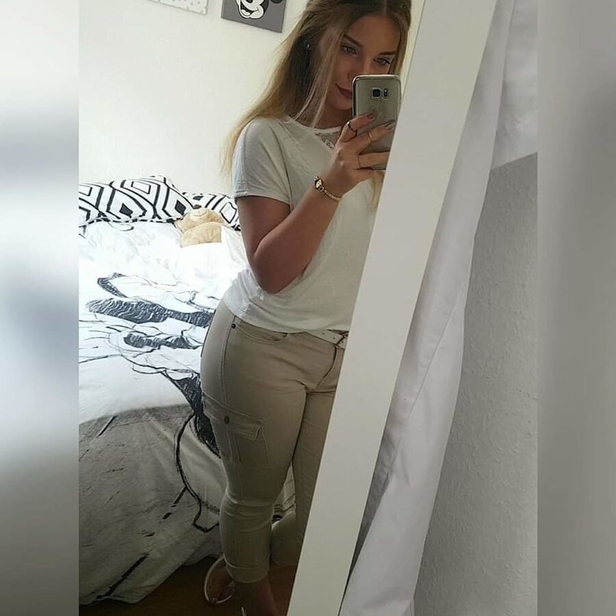 German Chubby Beauty Alana