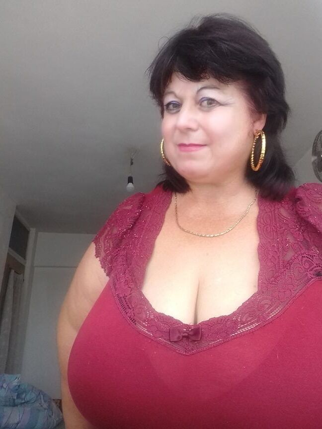 Deniza mit den Superkurven