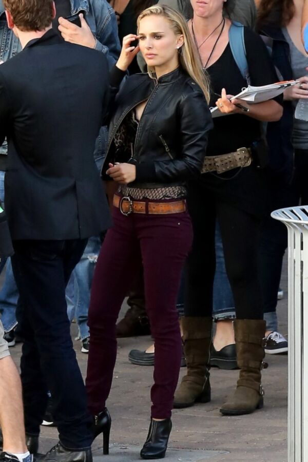 Natalie Portman milf