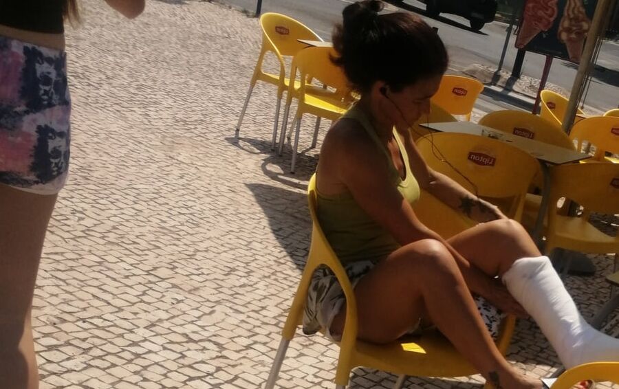 Candids--Portugal - comment and rate