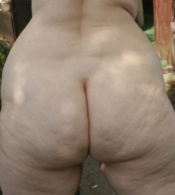 Have a seat on my face, PLEASE