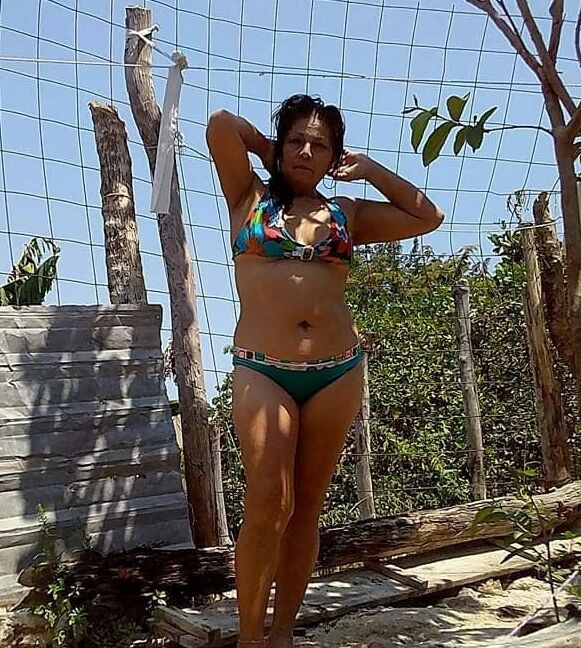 Shaved granny rica abuela depilada se afeita el toto y ano