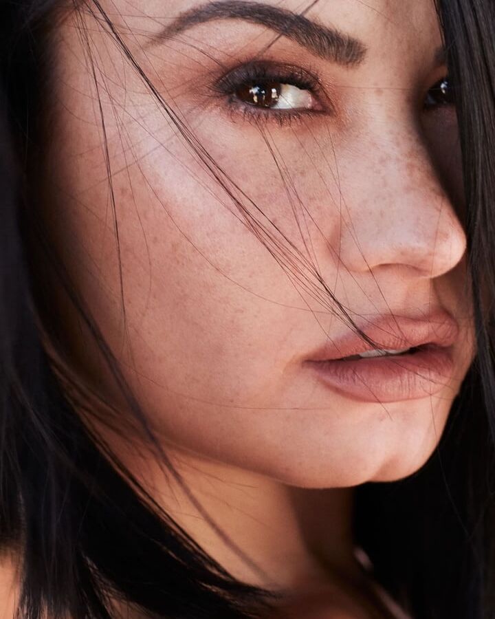 Demi Lovato so hot