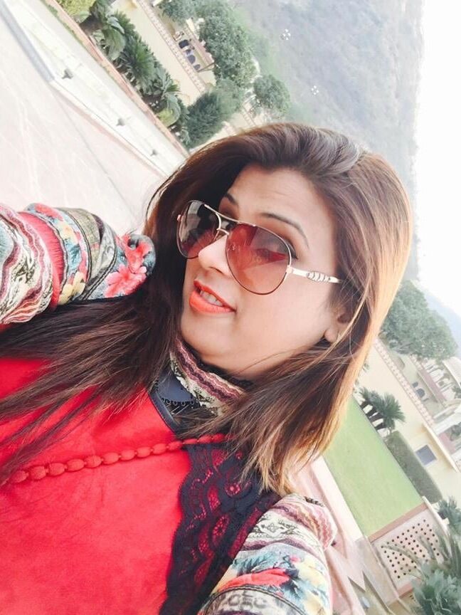 hot desi employee with old boss