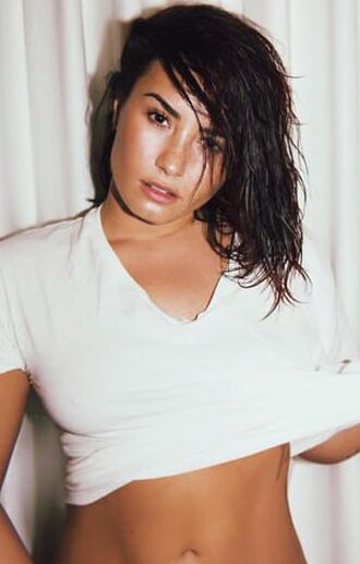 Demi Lovato so hot