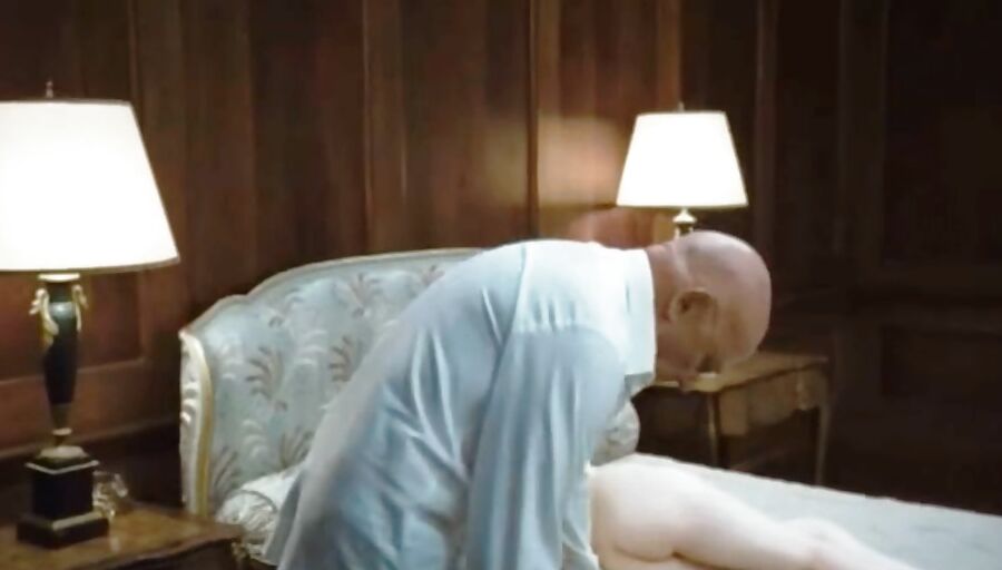 Emily Browning leaks aug