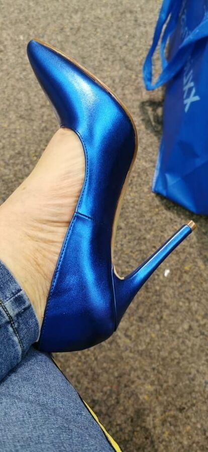 Blue is my favourite colour V