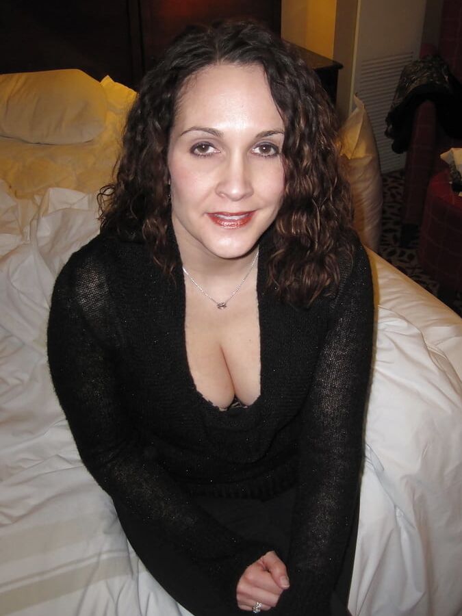 Slutwife Meg exposed as BBC whore
