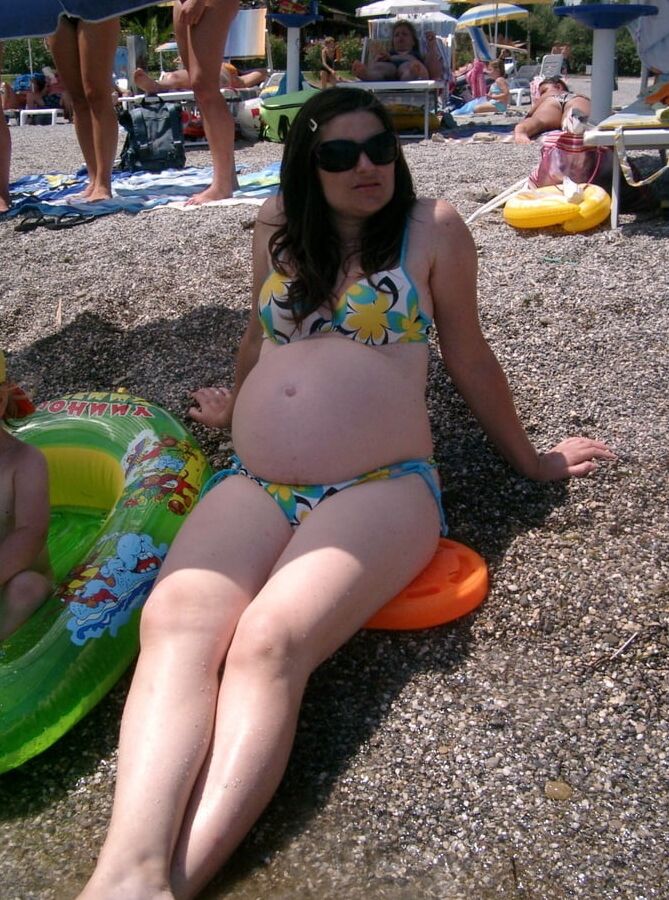 vanessa bonne mere de famille mais surtout pute a jus