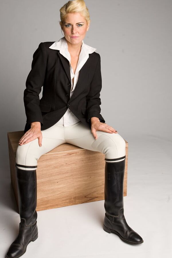 Blonde Milf Posing In Her Jodhpurs