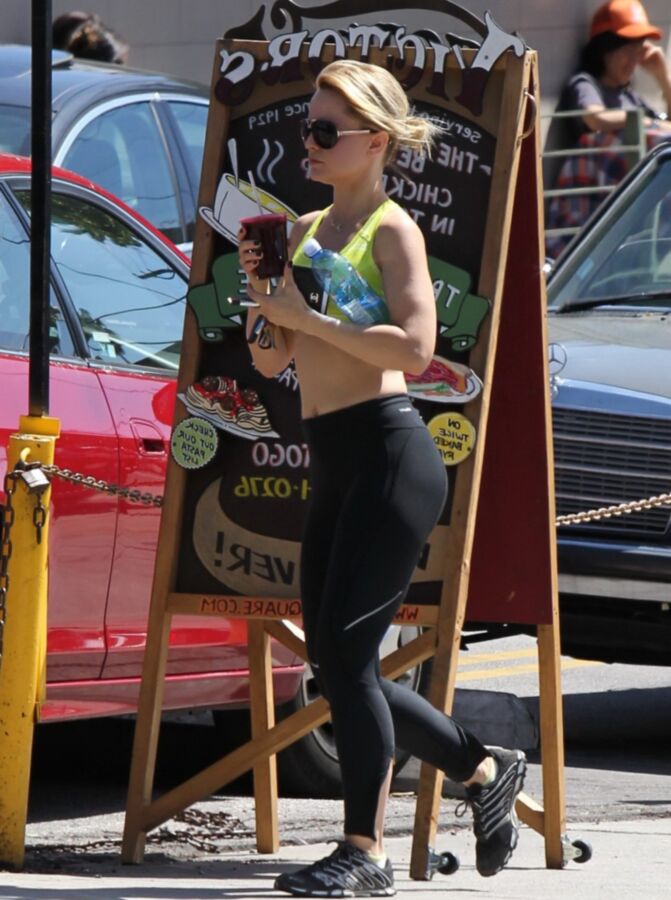 Mena Suvari