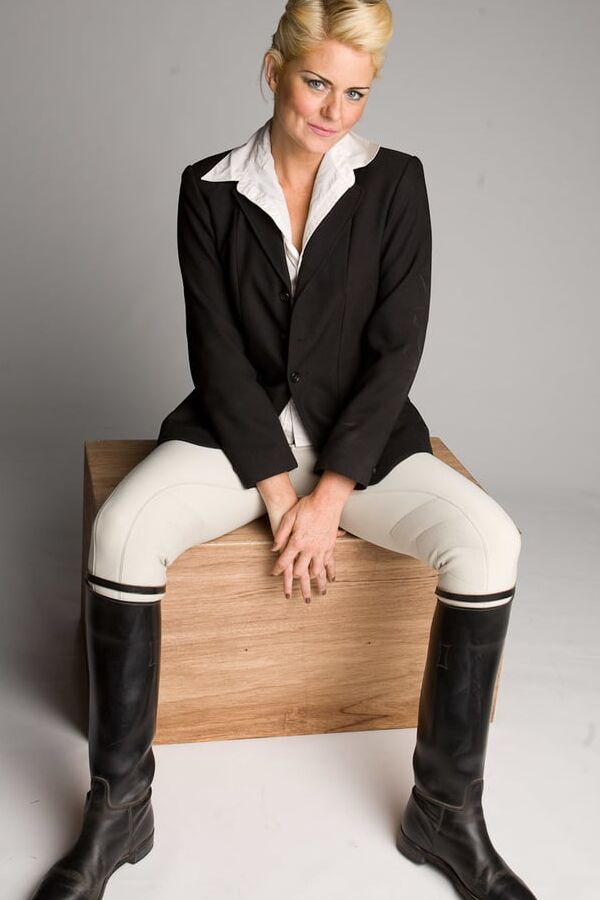 Blonde Milf Posing In Her Jodhpurs